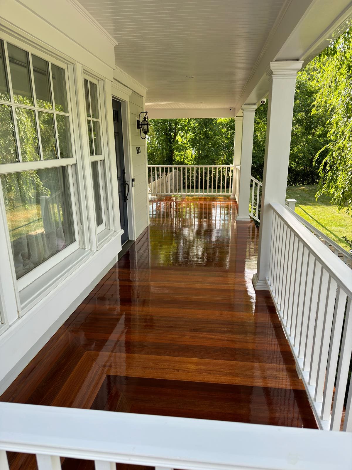 Living room with a freshly installed hardwood floor
